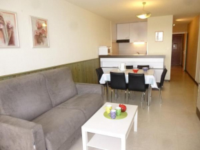 Studio cabine 4 pers avec balcon, parking et animaux admis à 50m de la plage - FR-1-224C-142